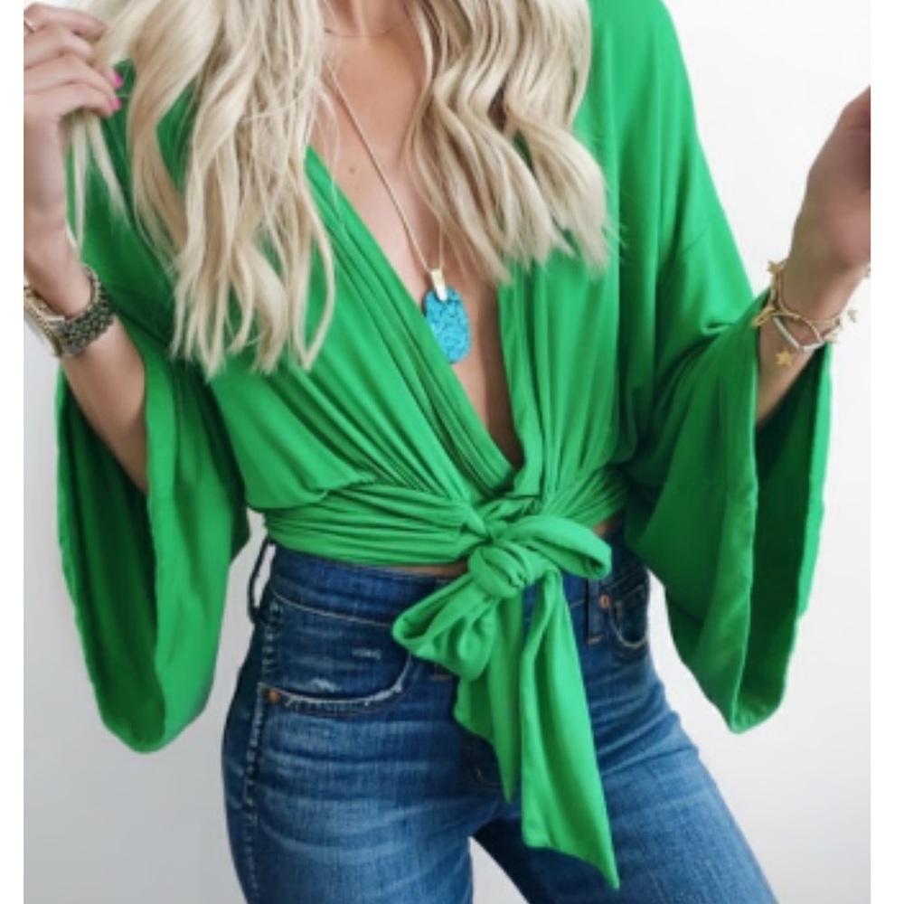 NWOT Free People “That’s A Wrap” Kelly Green Tie Front Boho Top Large - Picture 6 of 10